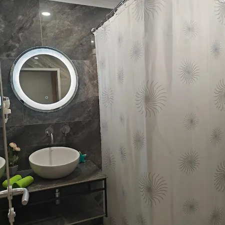 Verde- лукс и комфорт דירה וארנה